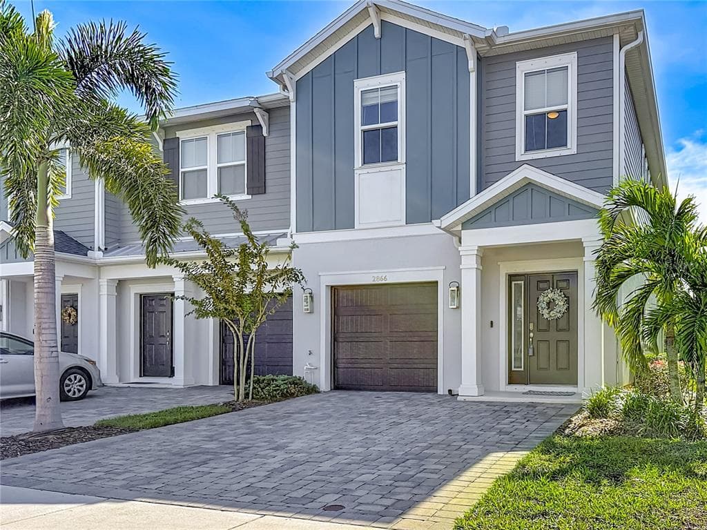 2866 GRAND KEMERTON PLACE TAMPA, FL 33618