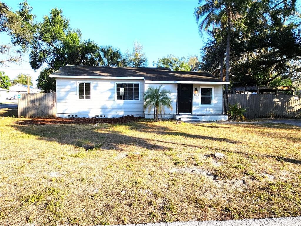 803 W SITKA STREET TAMPA, FL 33604