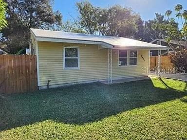 2011 11TH STREET W BRADENTON, FL 34205