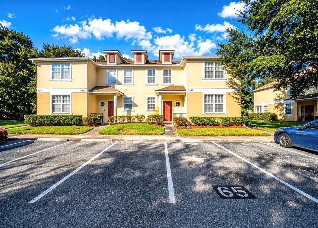 1965 FIESTA RIDGE COURT TAMPA, FL 33604