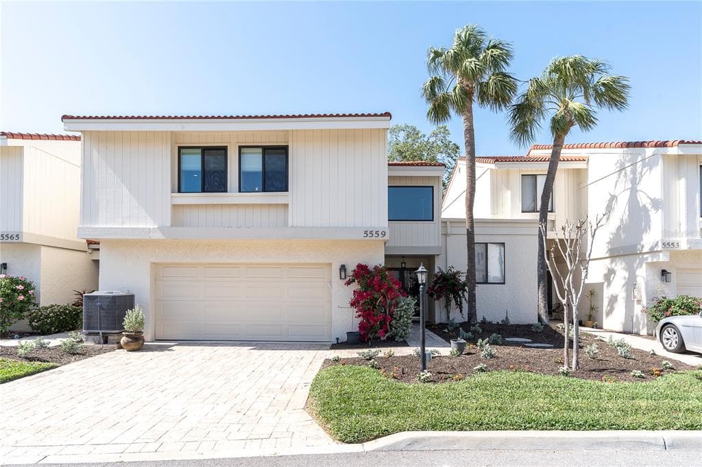 5559 ESCONDIDA BOULEVARD S ST PETERSBURG, FL 33715