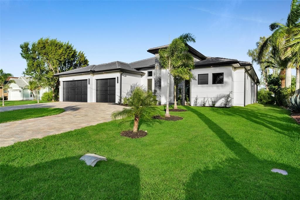 3829 SW 20TH AVENUE CAPE CORAL, FL 33914