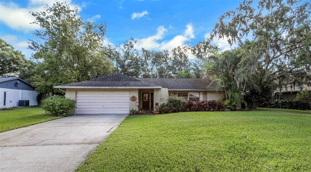 16103 ARMISTEAD LANE ODESSA, FL 33556
