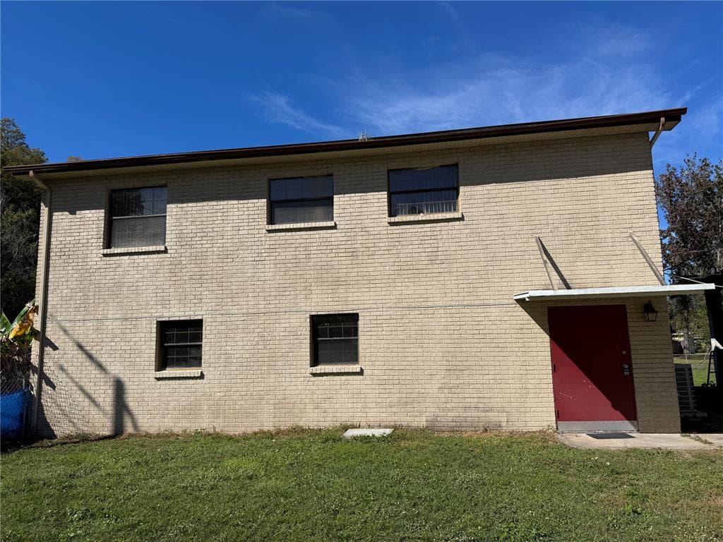 18121 GERACI ROAD LUTZ, FL 33548