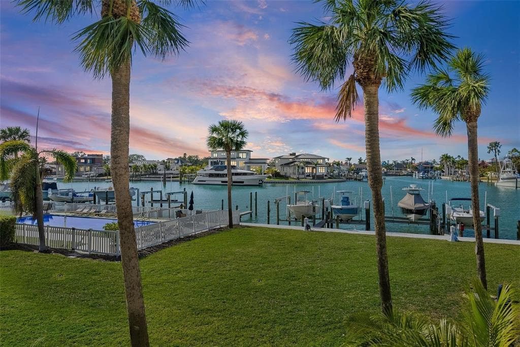 380 PINELLAS BAYWAY S. UNIT E TIERRA VERDE, FL 33715