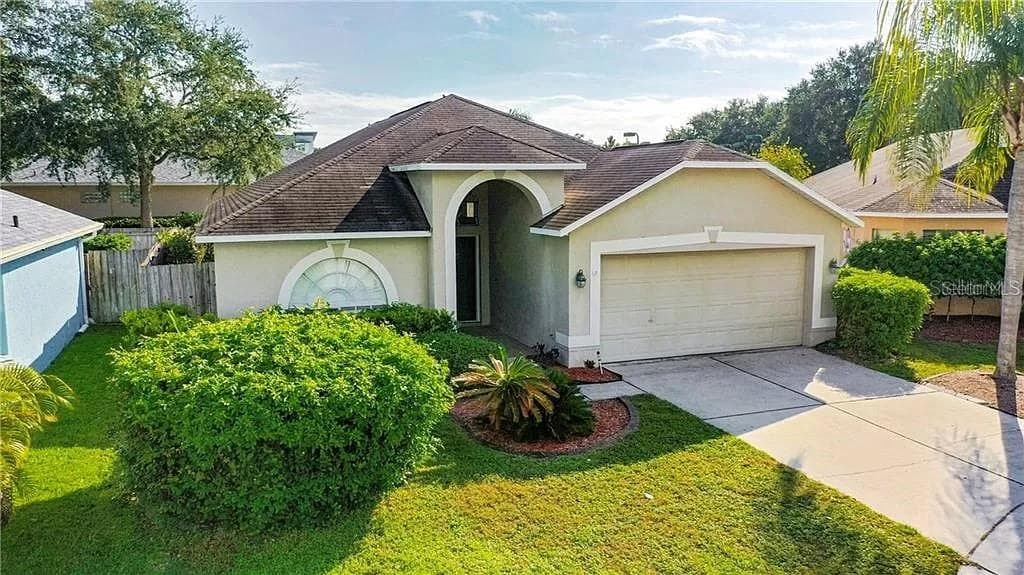 3904 IXORA COURT RIVERVIEW, FL 33578