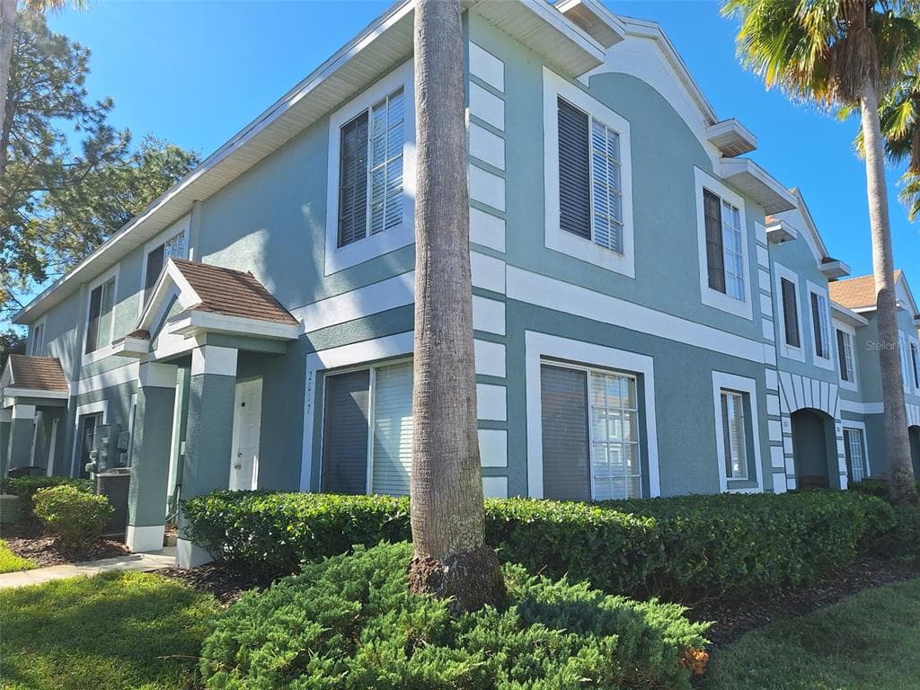 2017 FLUORSHIRE DRIVE BRANDON, FL 33511