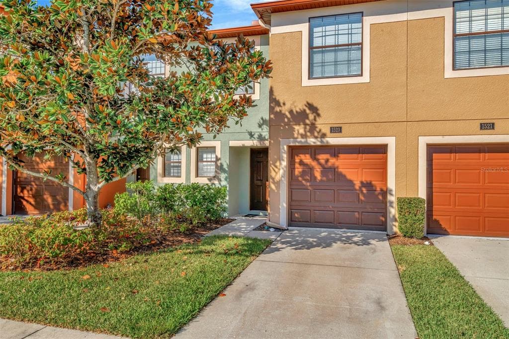 1523 WATER TERRACE LANE BRANDON, FL 33511