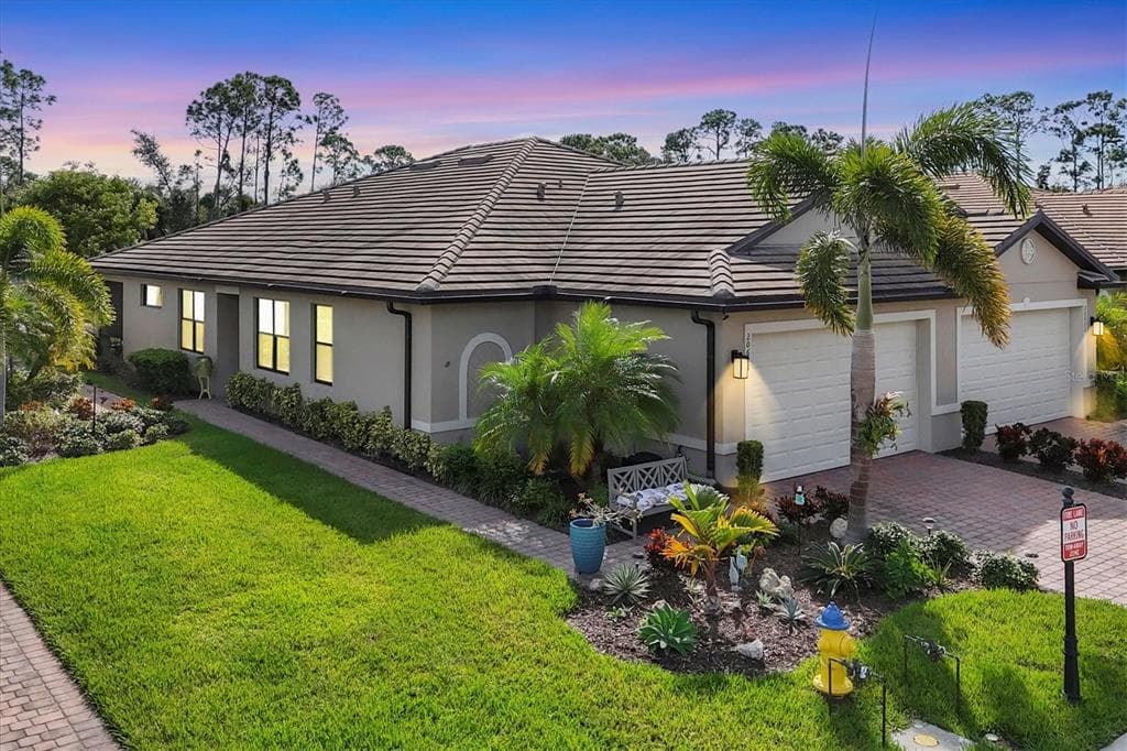 20628 SAINT KITTS WAY VENICE, FL 34293