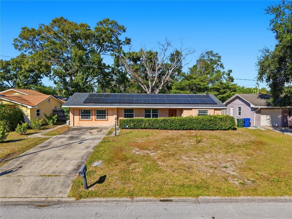 940 ORANGEVIEW DRIVE