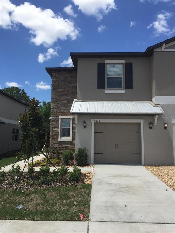 9618 PEMBROOKE PINES DRIVE SUN CITY CENTER, FL 33573
