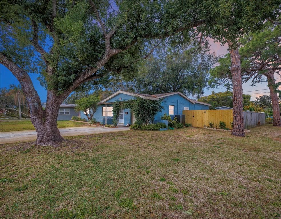 3990 59TH WAY N ST PETERSBURG, FL 33709