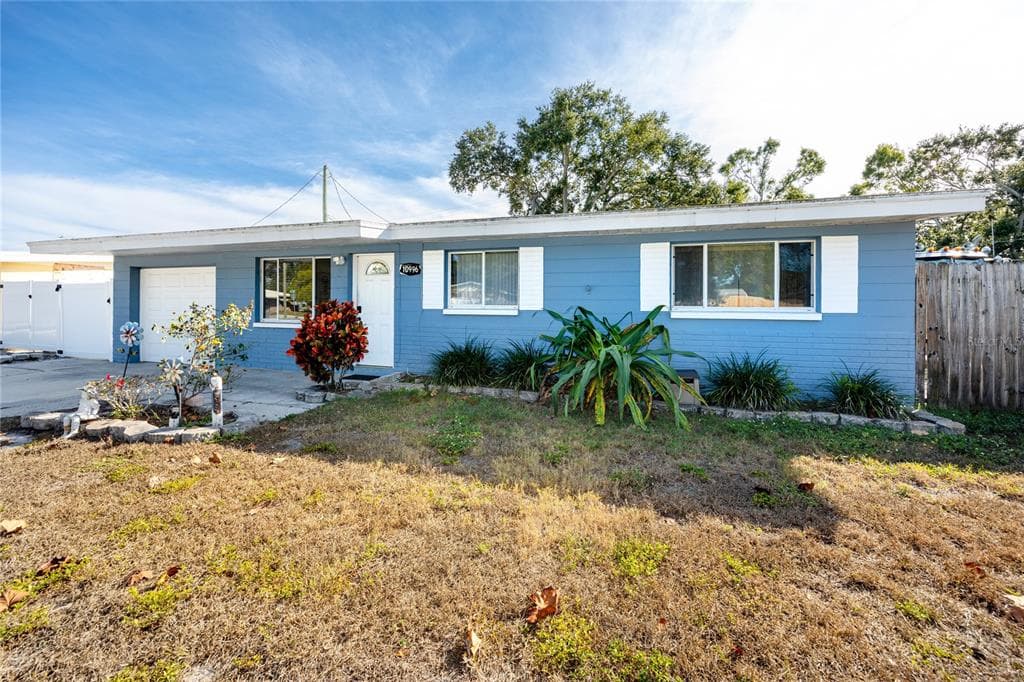 10996 106TH AVENUE SEMINOLE, FL 33778
