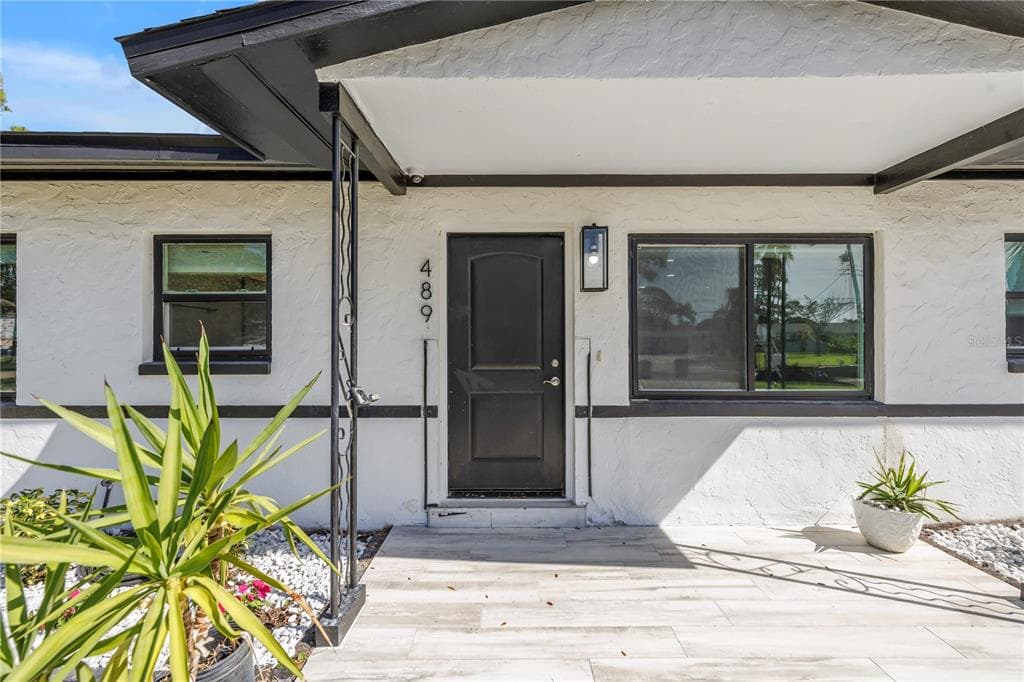 4891 VENETIAN BOULEVARD NE ST PETERSBURG, FL 33703