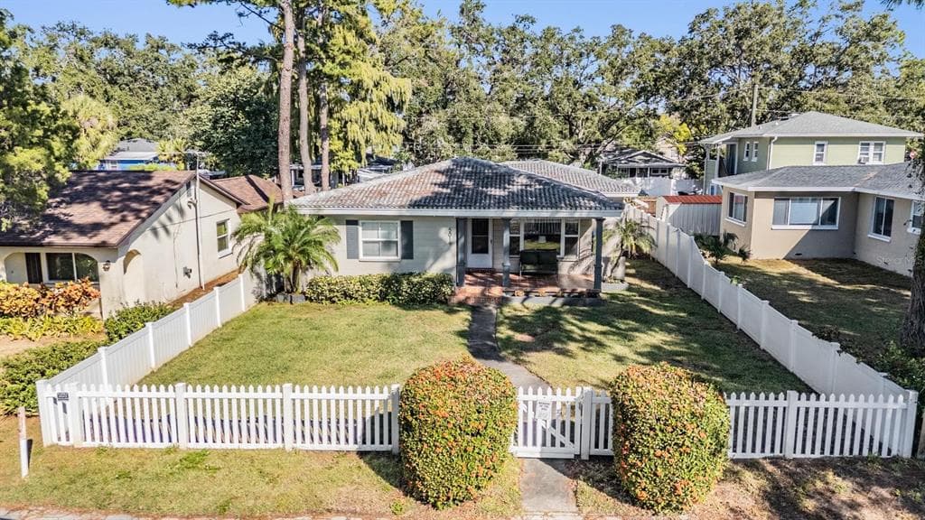 5019 1ST AVENUE N ST PETERSBURG, FL 33710