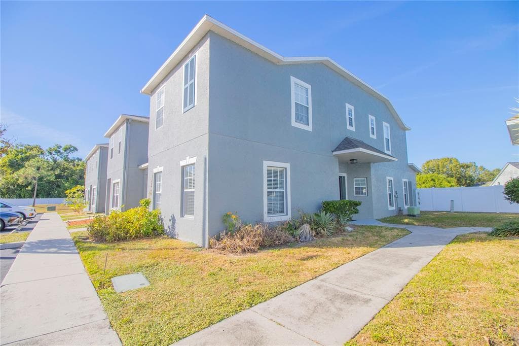 12930 KINGS CROSSING DRIVE GIBSONTON, FL 33534