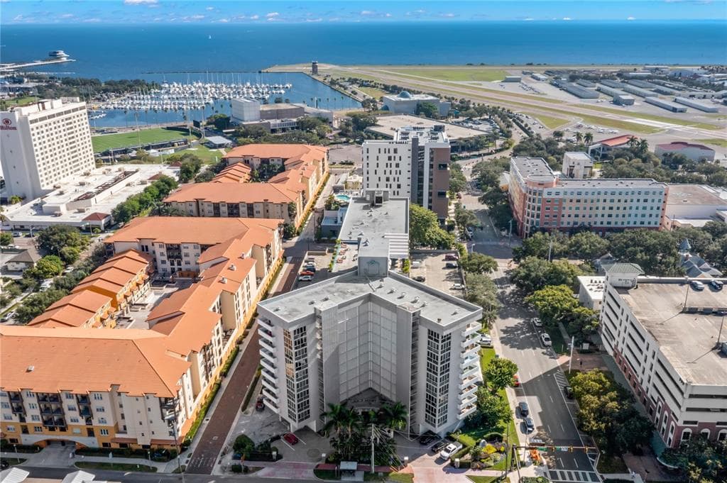 470 3RD STREET S UNIT 921 ST PETERSBURG, FL 33701