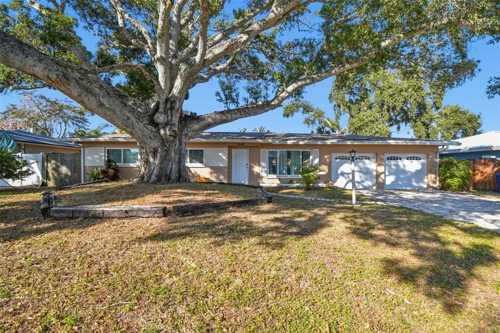 1540 LIME STREET CLEARWATER, FL 33756
