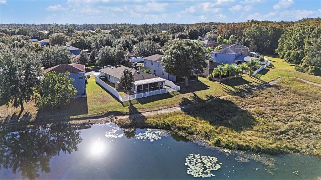 9928 TORRISDALE LOOP LAND O LAKES, FL 34638