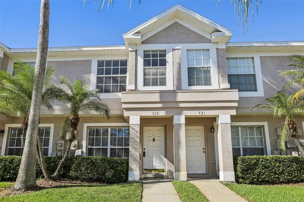 729 KENSINGTON LAKE CIRCLE BRANDON, FL 33511