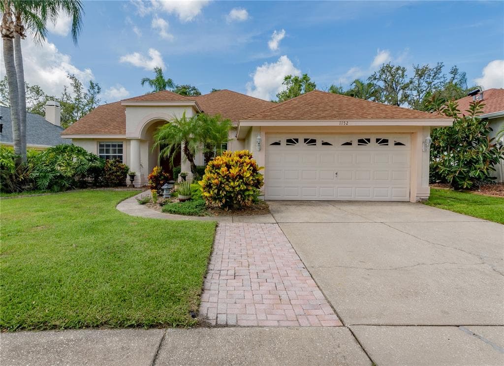 1152 CLIPPERS WAY TARPON SPRINGS, FL 34689