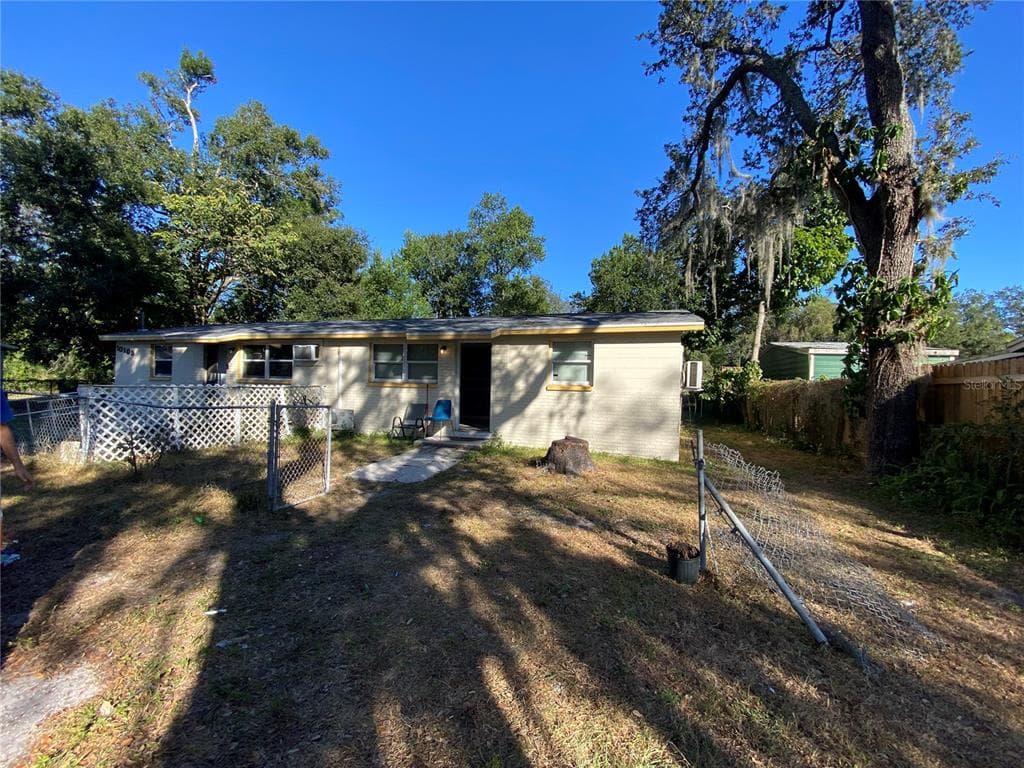 10109 N 11TH STREET TAMPA, FL 33612