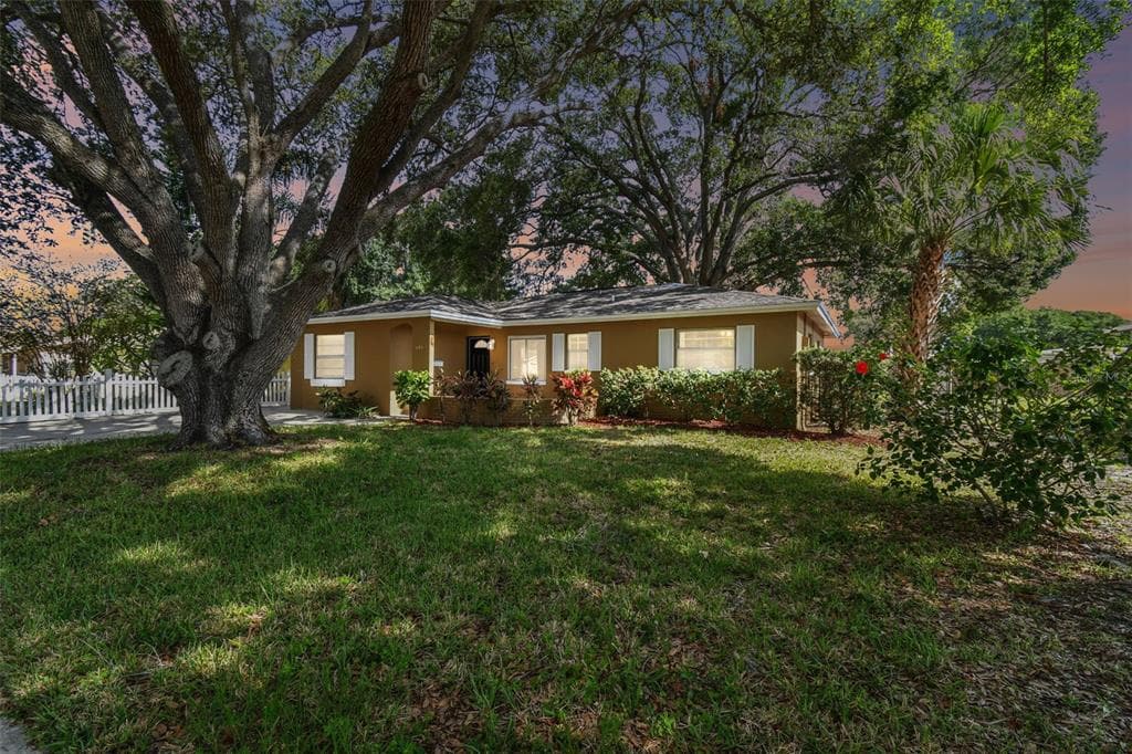 6507 LOS ALTOS WAY TAMPA, FL 33634