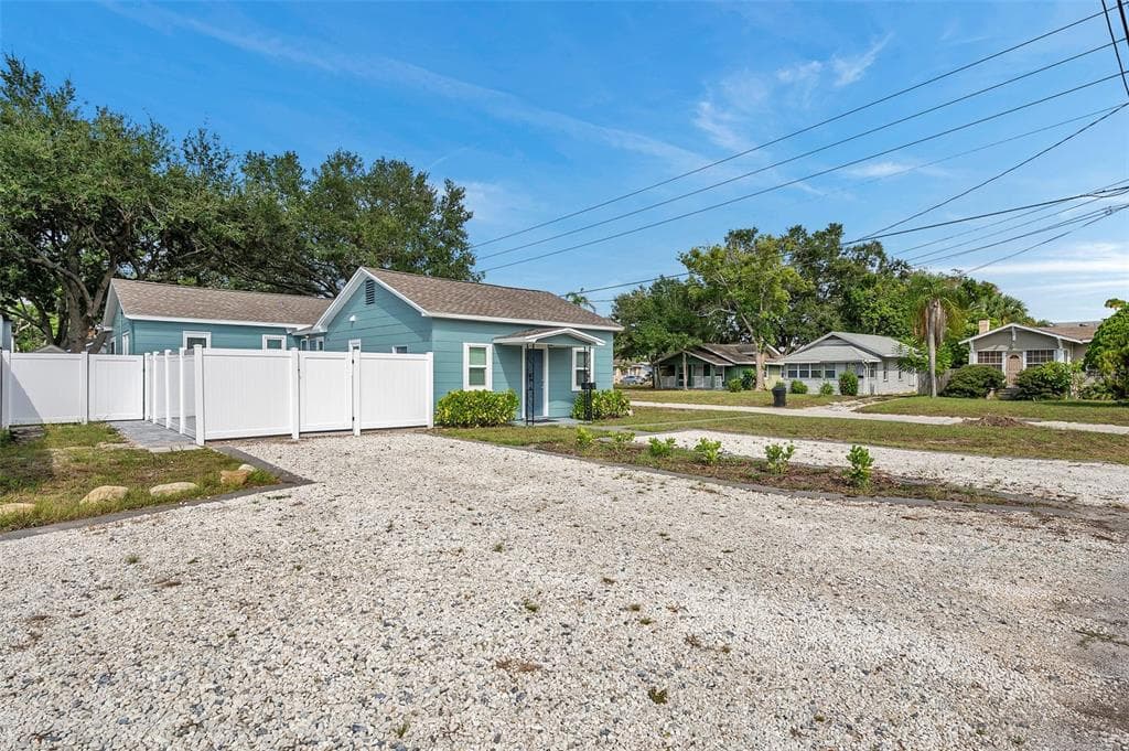 920 40TH STREET N ST PETERSBURG, FL 33713