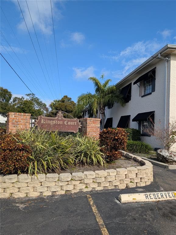 120 S CHURCH AVENUE UNIT 207 TAMPA, FL 33609