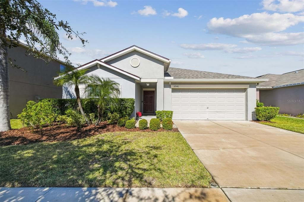 10946 RAINBOW PYRITE DRIVE WIMAUMA, FL 33598