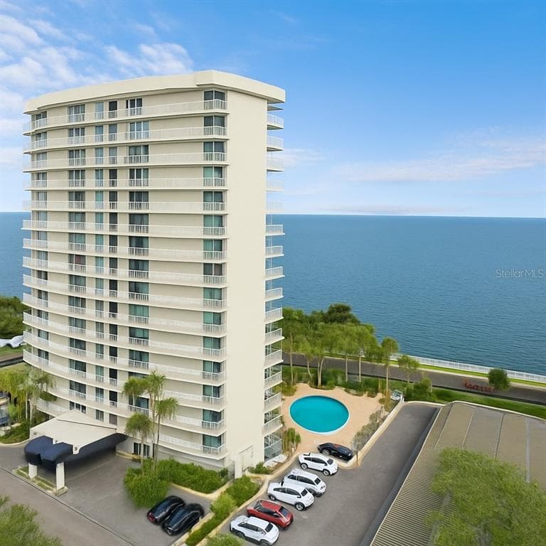 2611 BAYSHORE BOULEVARD UNIT 1202 TAMPA, FL 33629