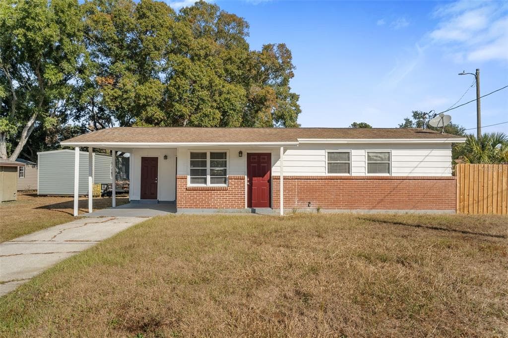 8310 CROTON AVENUE TAMPA, FL 33619