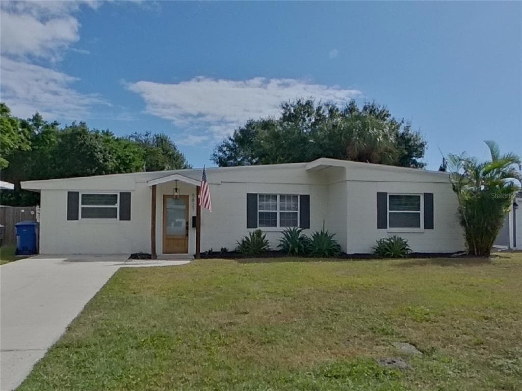 5827 10TH STREET N ST PETERSBURG, FL 33703