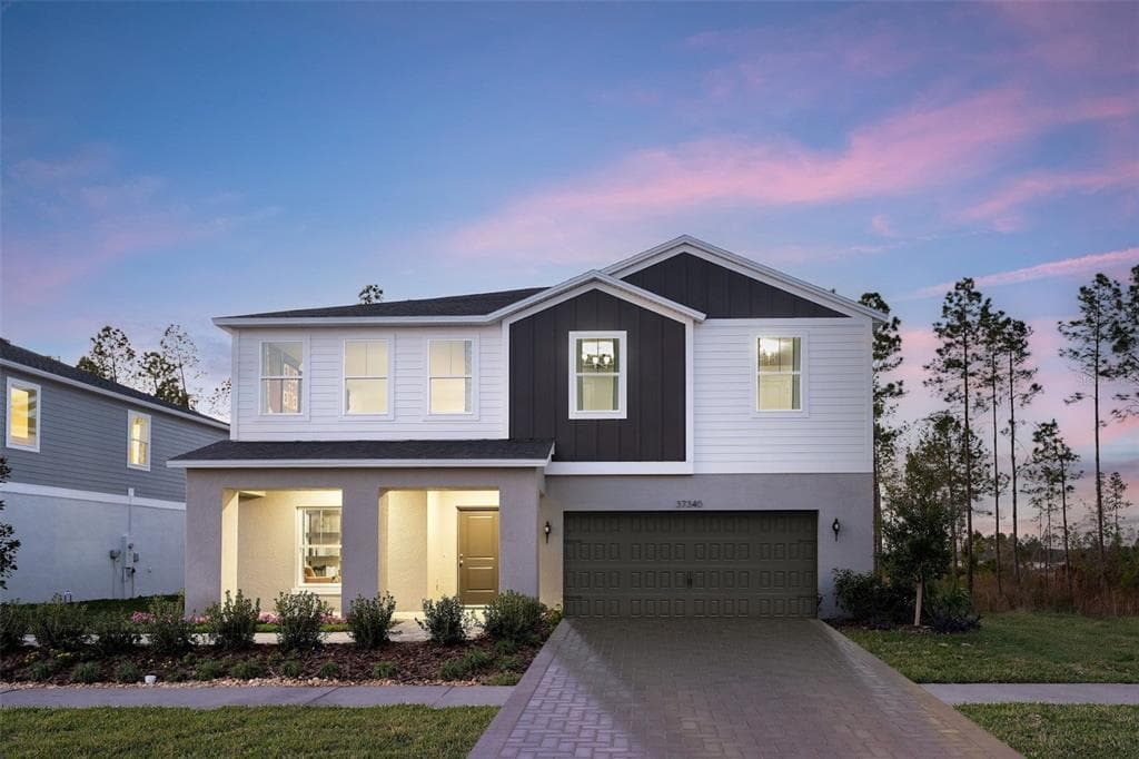 36777 SAGEMOOR DRIVE ZEPHYRHILLS, FL 33541