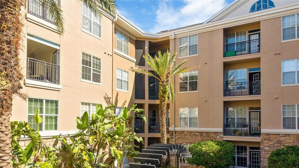 4221 W SPRUCE STREET UNIT 2328