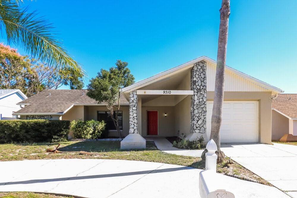9310 TAMWORTH LANE PORT RICHEY, FL 34668