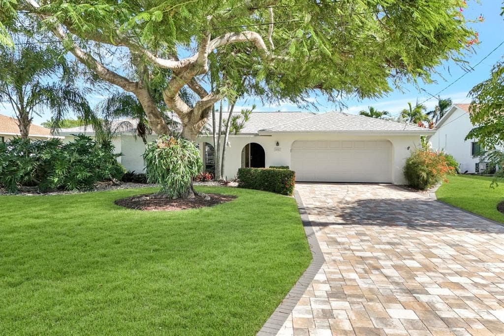5301 SW 8TH PLACE CAPE CORAL, FL 33914