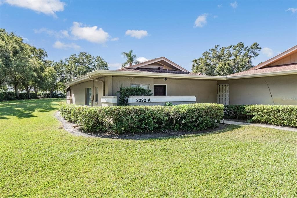 2292 OAK NECK ROAD UNIT A CLEARWATER, FL 33763