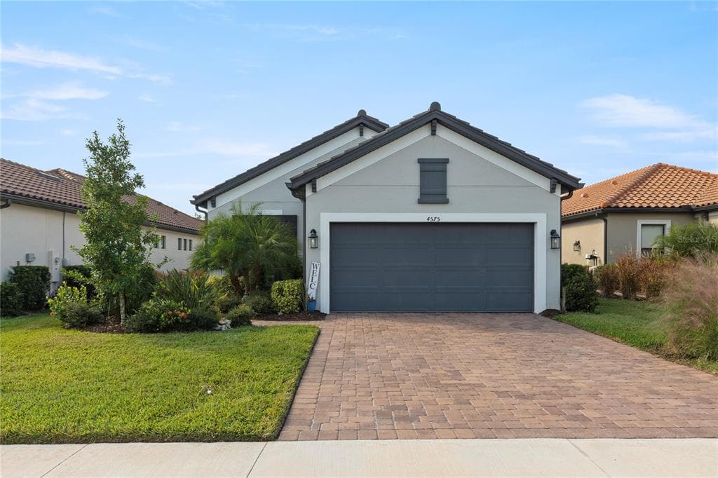 4575 GAROFALO ROAD WESLEY CHAPEL, FL 33543