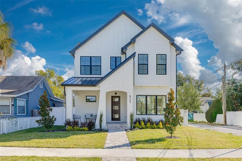 921 12TH STREET N ST PETERSBURG, FL 33705