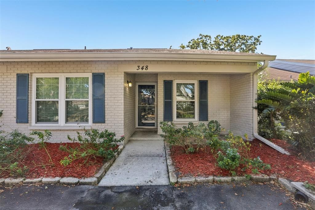 348 SALEM STREET SAFETY HARBOR, FL 34695