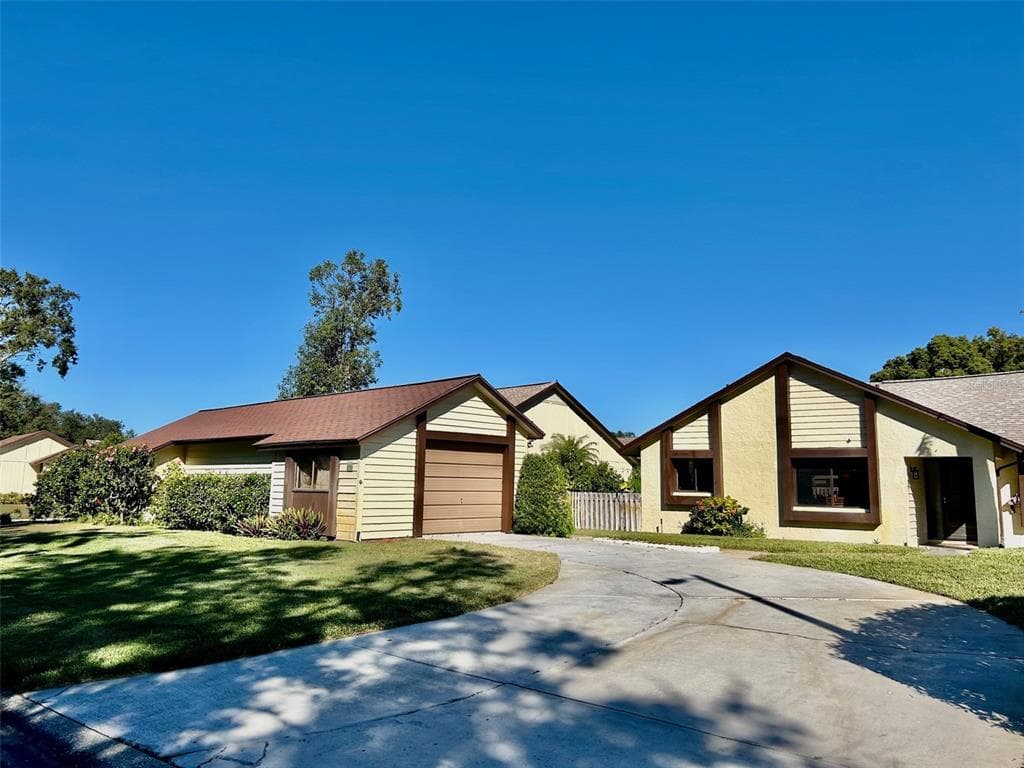 2459 BAY BERRY DRIVE CLEARWATER, FL 33763