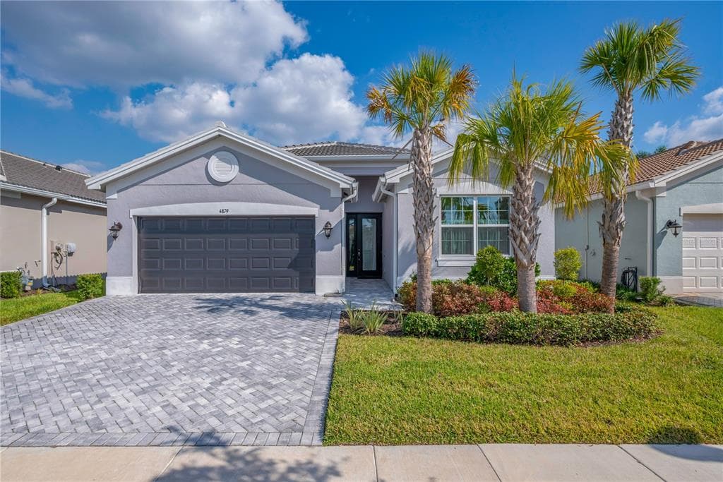 4879 AVILA LAKES DRIVE WIMAUMA, FL 33598