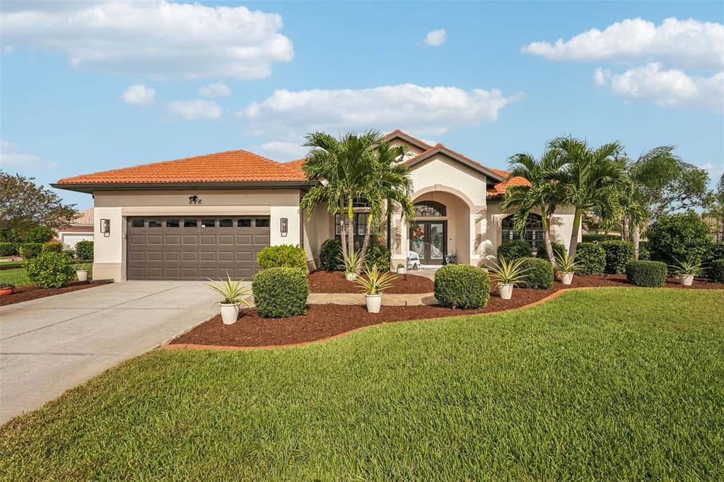 626 MAY APPLE WAY VENICE, FL 34293