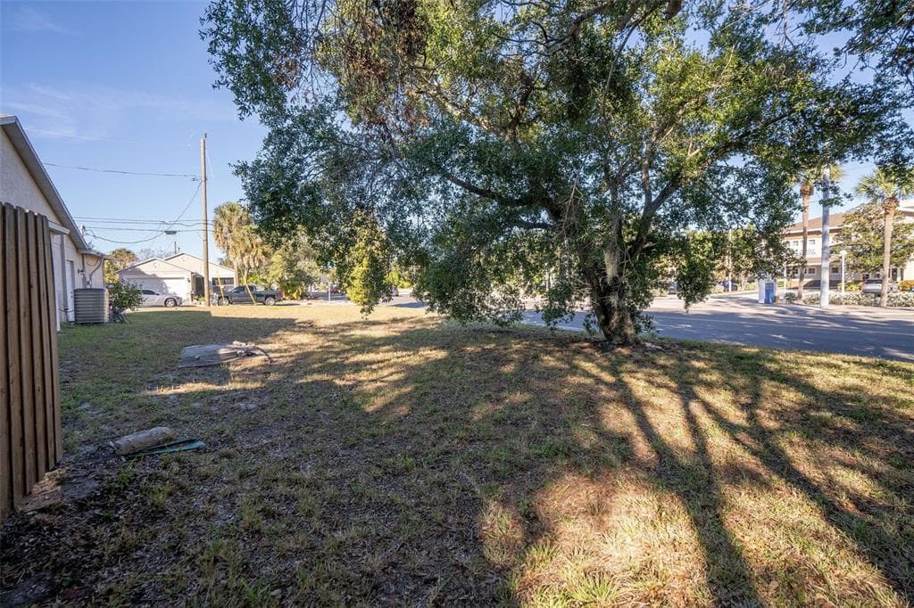 717 NICHOLSON STREET CLEARWATER, FL 33755