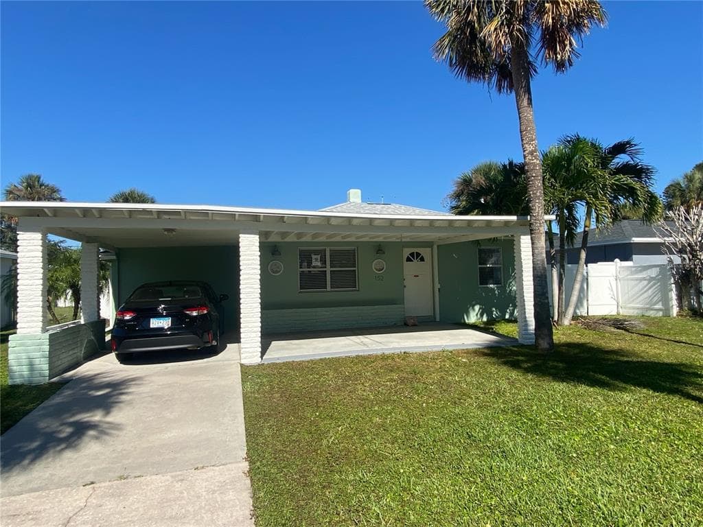 152 44TH AVENUE ST PETE BEACH, FL 33706