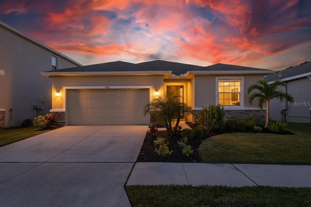 458 8TH STREET NW RUSKIN, FL 33570