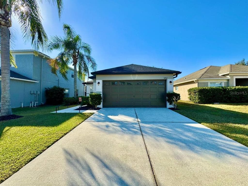 30912 BRIDGEGATE DRIVE WESLEY CHAPEL, FL 33545
