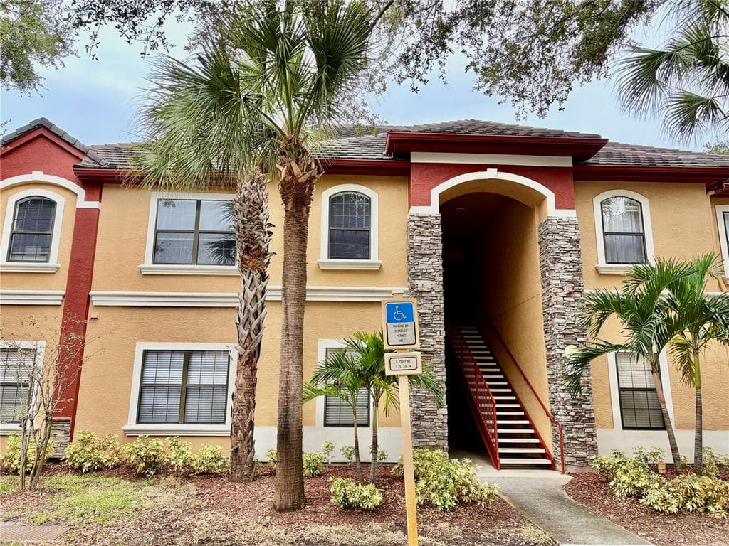 2199 CHIANTI PLACE UNIT 912 PALM HARBOR, FL 34683