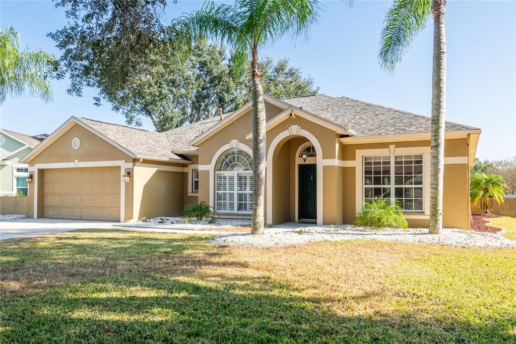 9404 AYLESHIRE PLACE RIVERVIEW, FL 33569